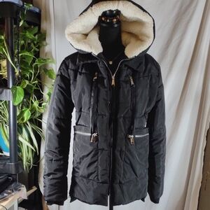 Astor PL Outerwear Black Coat w/ Cream Faux Fur Hood - Size M